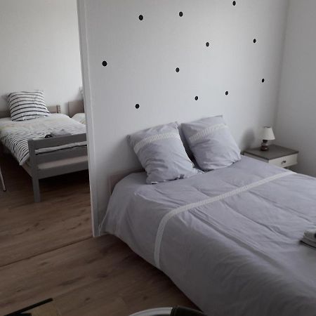 Le Corto Hotel Savigny-Levescault Luaran gambar